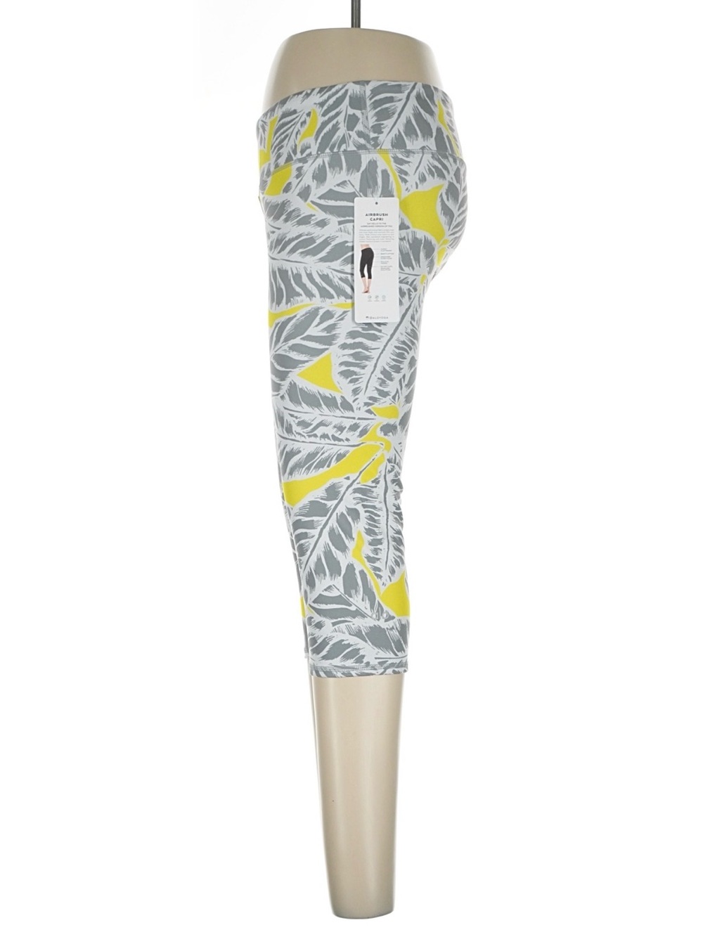 New with Tags Alo Yoga Airbrush Capri Leggings in Yellow and Grey